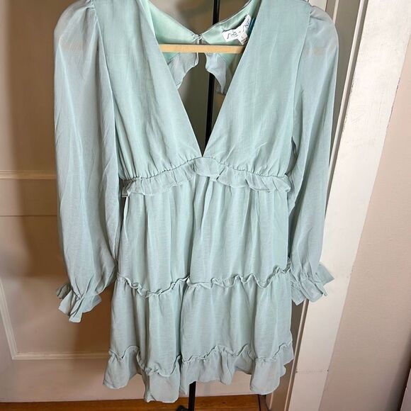 She + Sky Women's Chiffon Ruffle Tiered Maternity Dress Mint Green Size Large - Picture 2 of 9